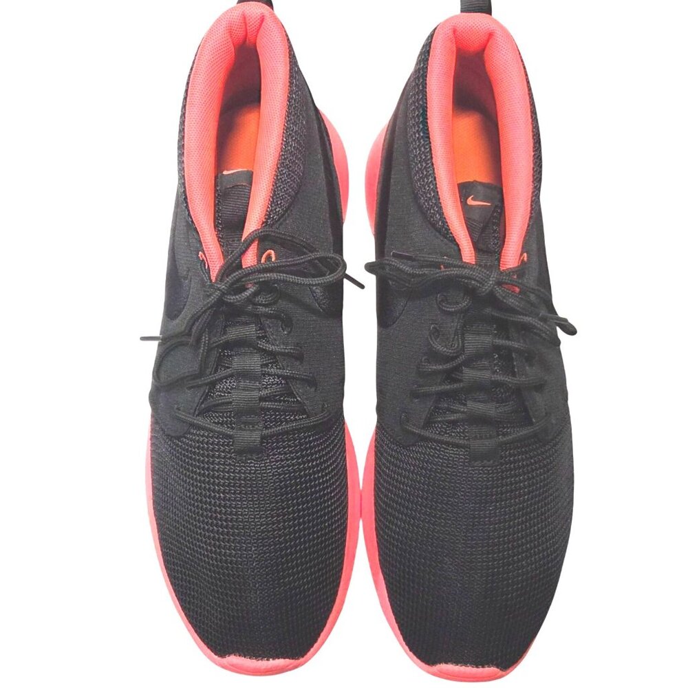 Rare Nike Mens Roshe Run Mid in Black and Atomic Red Size 10.5 Sneakerboot - Picture 3 of 8